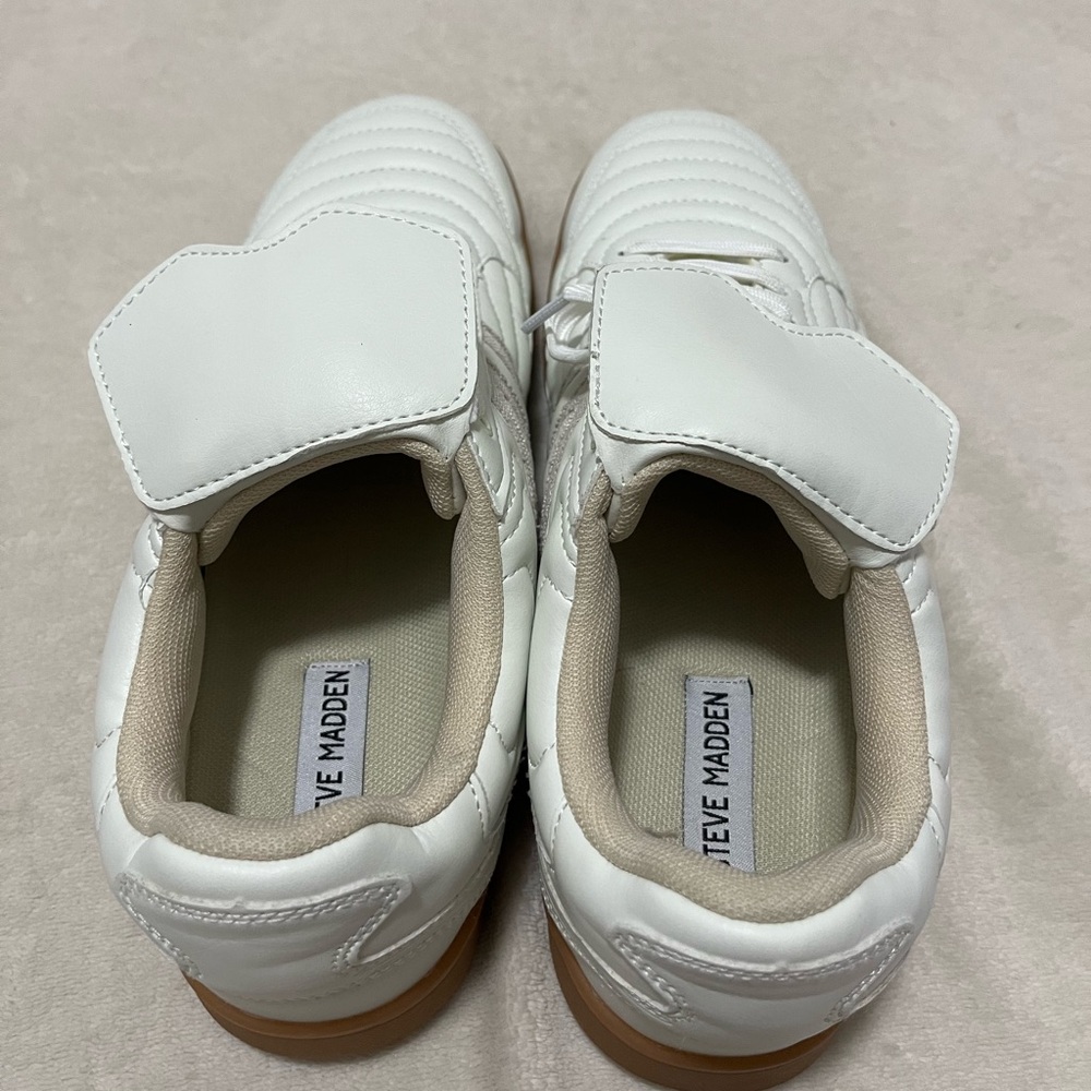 Steve Madden Madrid Sneakers